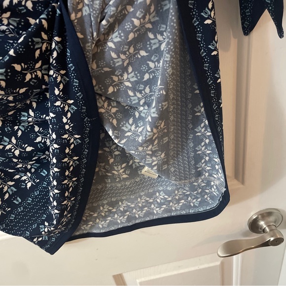 Max Studio Dress Blue Floral Size Small - Picture 8 of 14